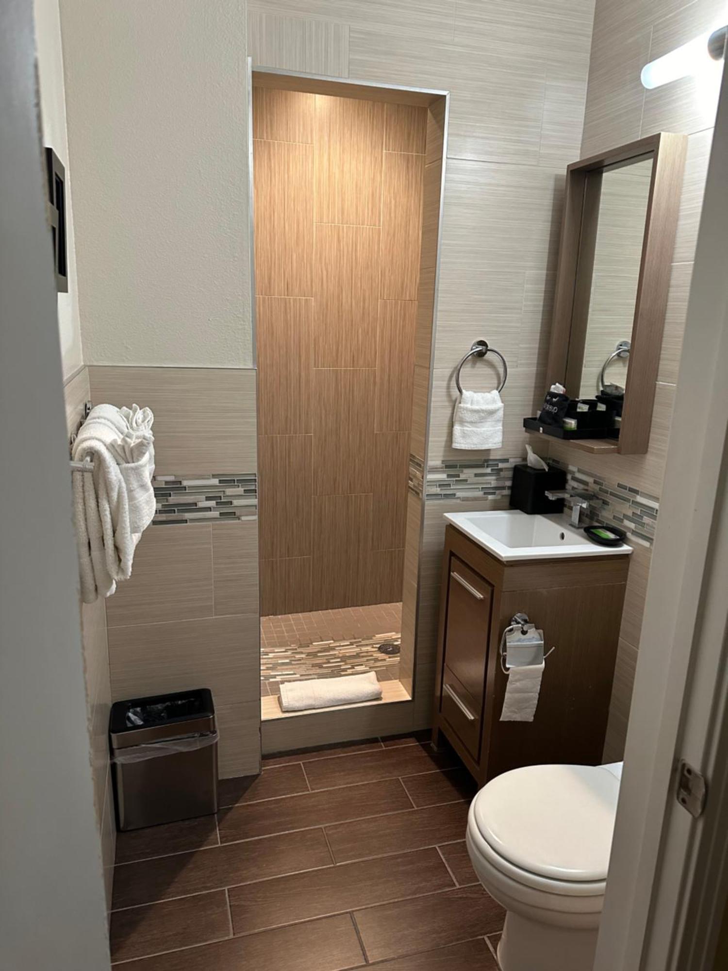 Rio Vista Inn & Suites 산타크루즈 외부 사진