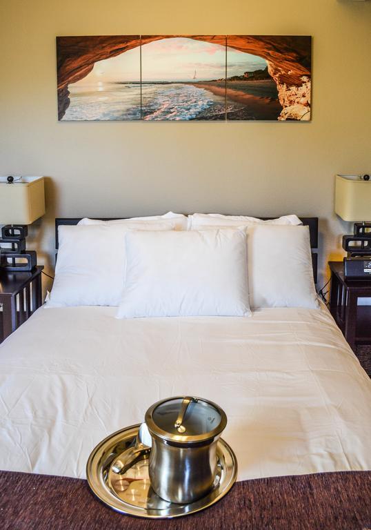 Rio Vista Inn & Suites 산타크루즈 외부 사진