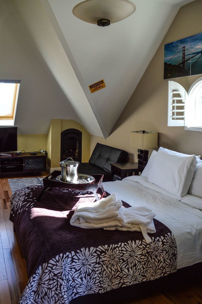 Rio Vista Inn & Suites 산타크루즈 외부 사진