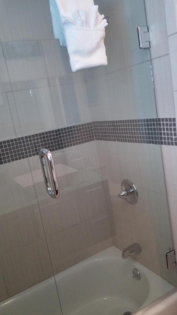 Rio Vista Inn & Suites 산타크루즈 외부 사진